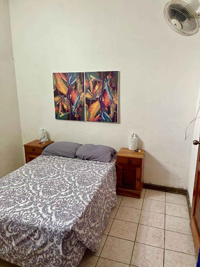 Hostal Inn de Petén Flores Kültér fotó