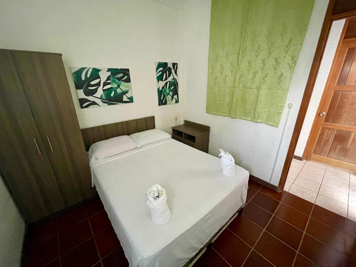 Hostal Inn de Petén Flores Kültér fotó